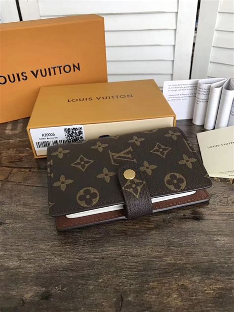 louis vuitton checkbook cover fake|louis vuitton pocket agenda cover.